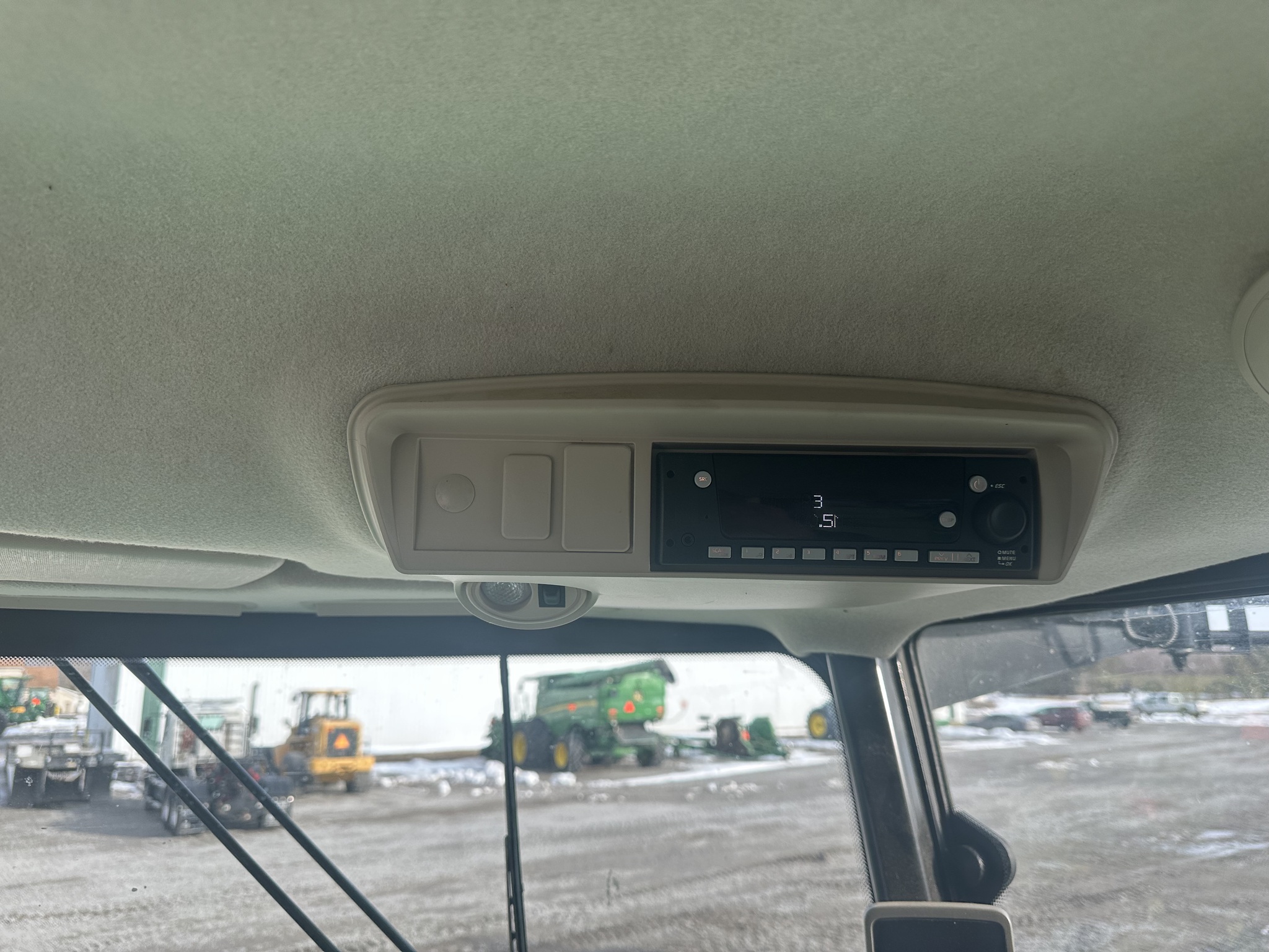 2023 John Deere W200M Image 12