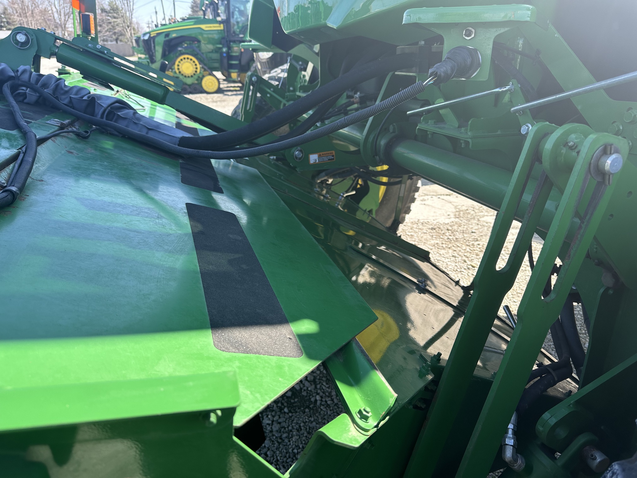 2023 John Deere W200M Image 38