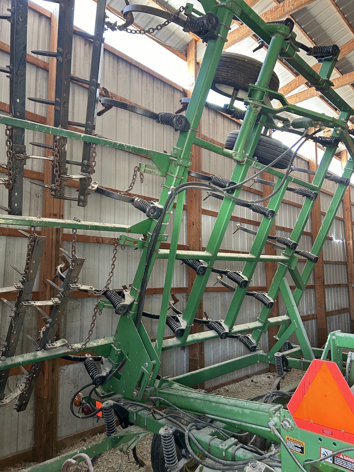 1997 John Deere 980 Image 8