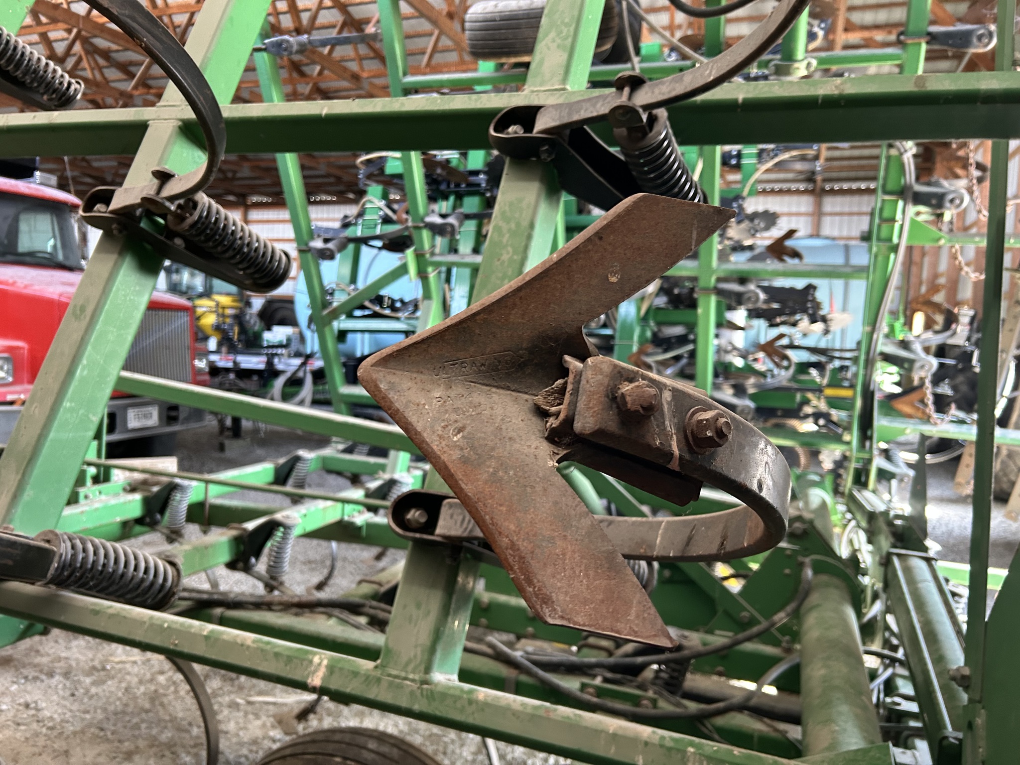 1997 John Deere 980 Image 12