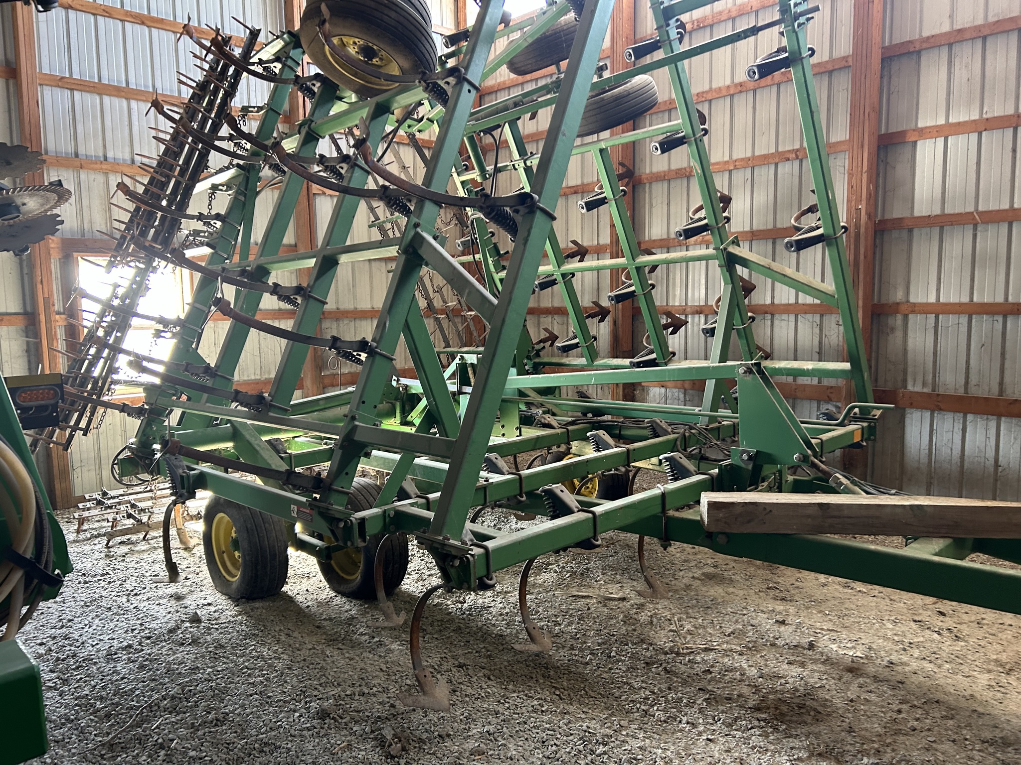 1997 John Deere 980 Image 16