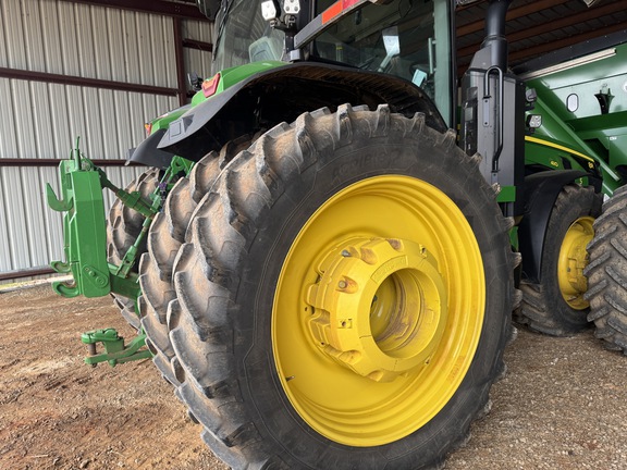 2023 John Deere 8R 410