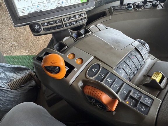 2023 John Deere 8R 410