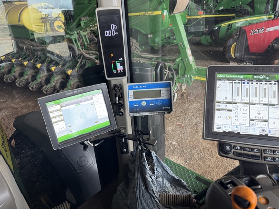 2023 John Deere 8R 410