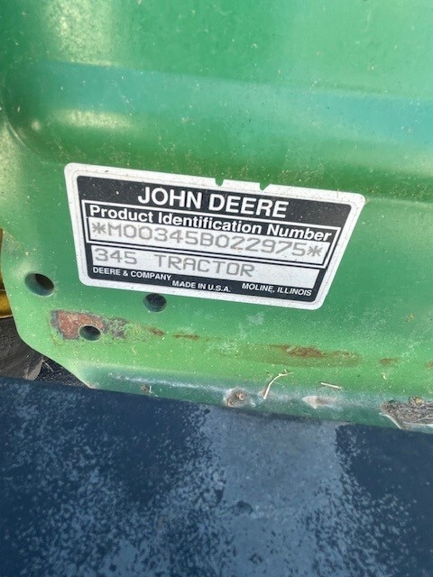 1995 John Deere 345 Image 2