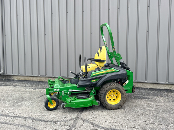 2022 John-Deere Z930M
