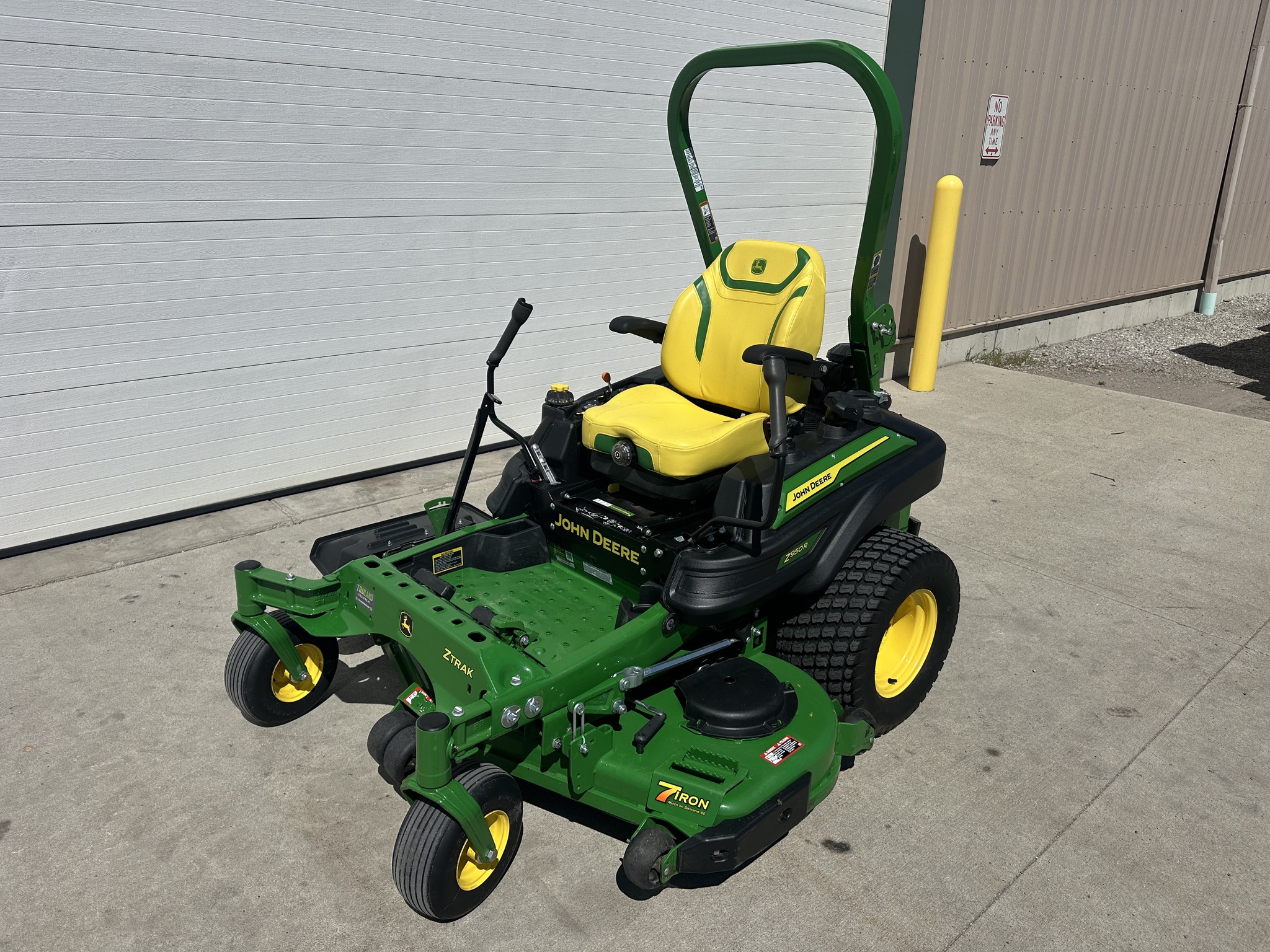 2023 John Deere Z950R Image 7
