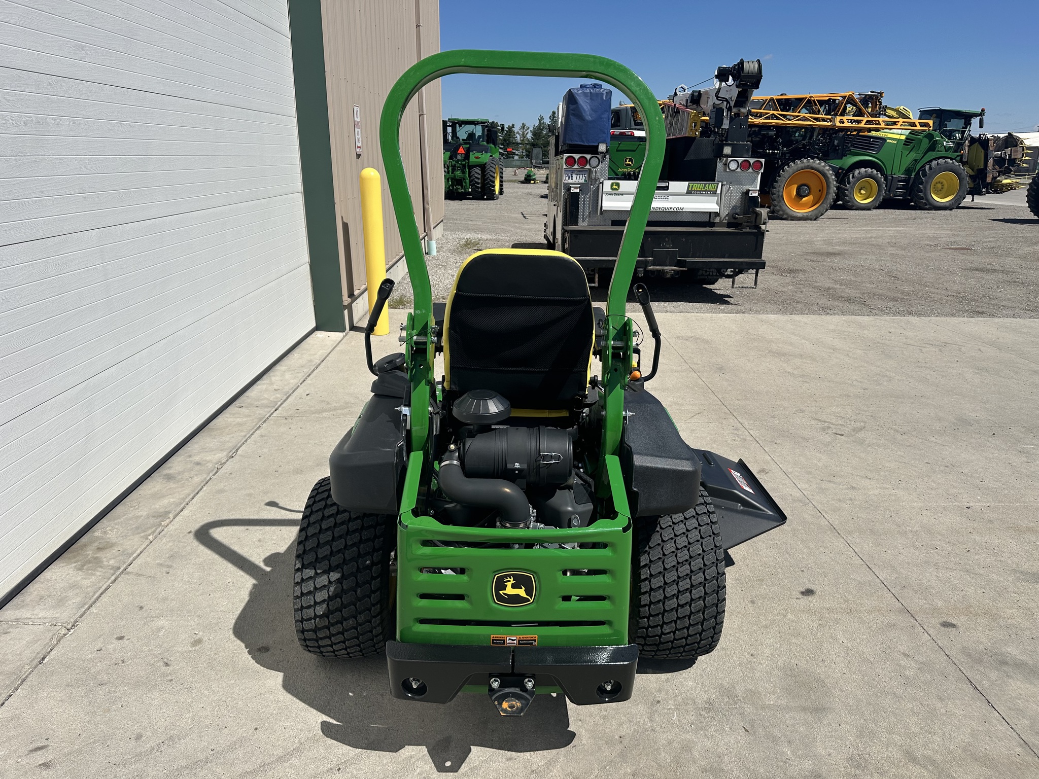 2023 John Deere Z950R Image 4