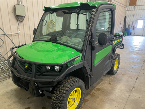 2023 John Deere XUV 835R - Photo2