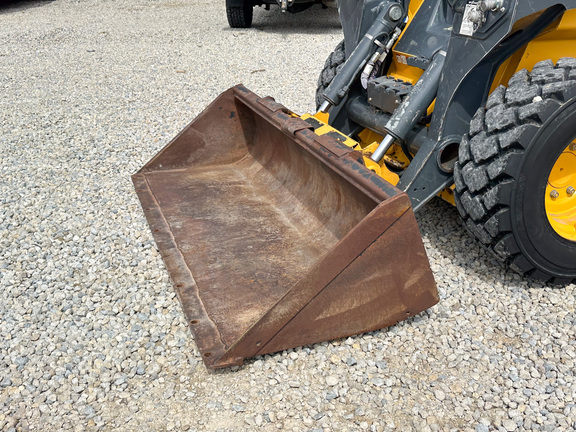 2021 John-Deere 332G