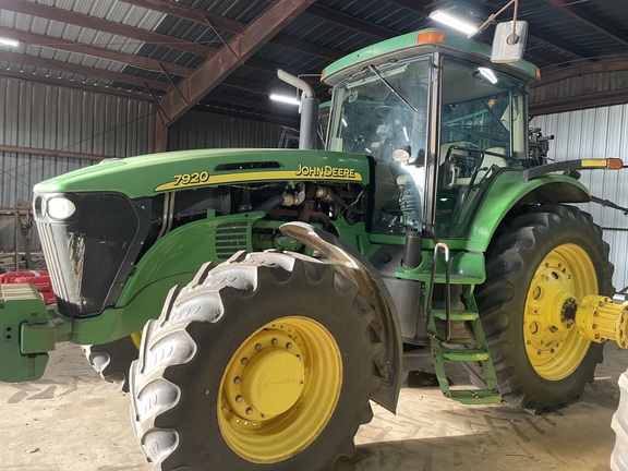 2003 John Deere 7920 Photo 2