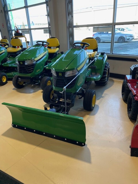 2024 John Deere X570 Image 1