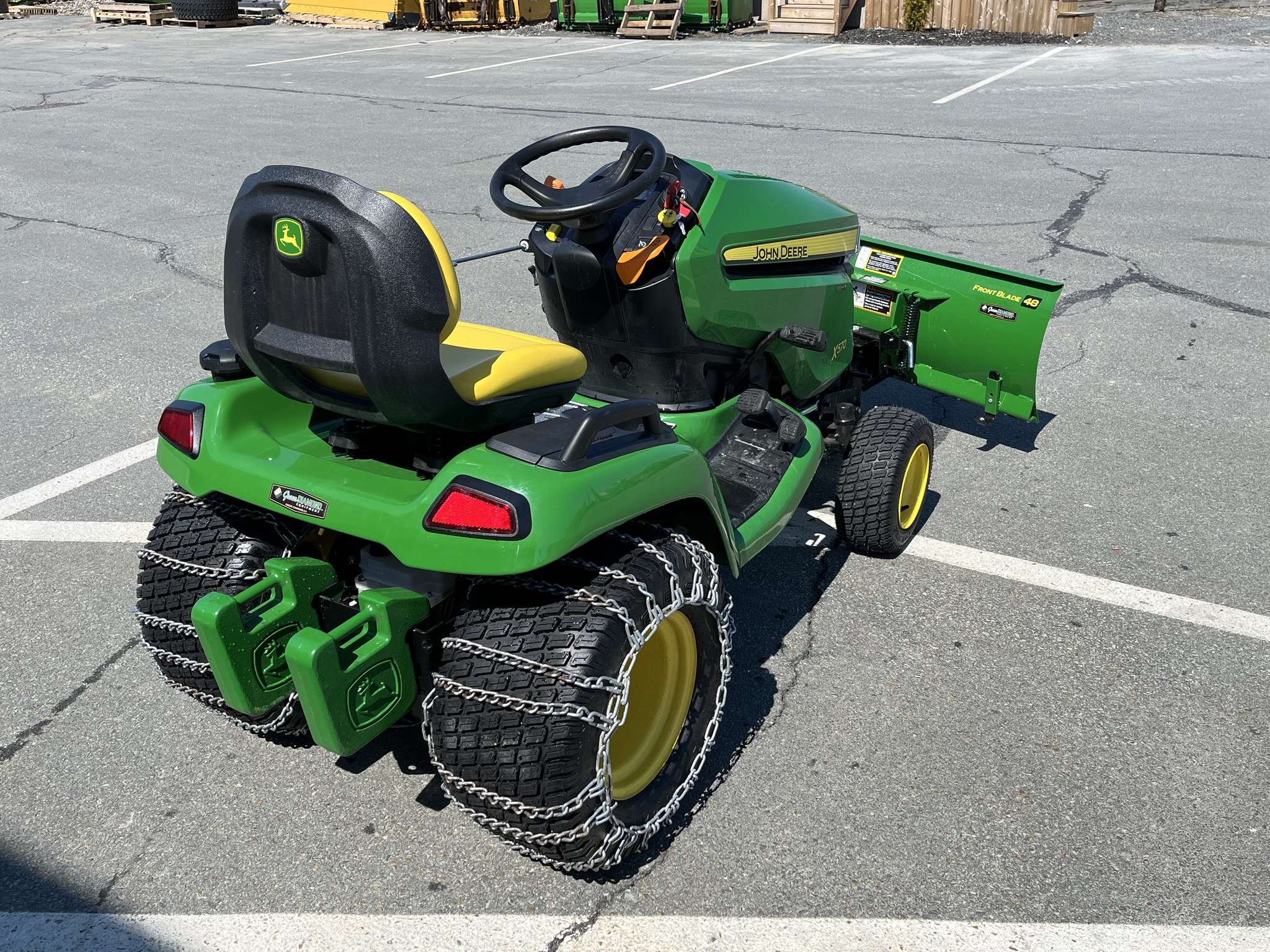 2024 John Deere X570 Image 5