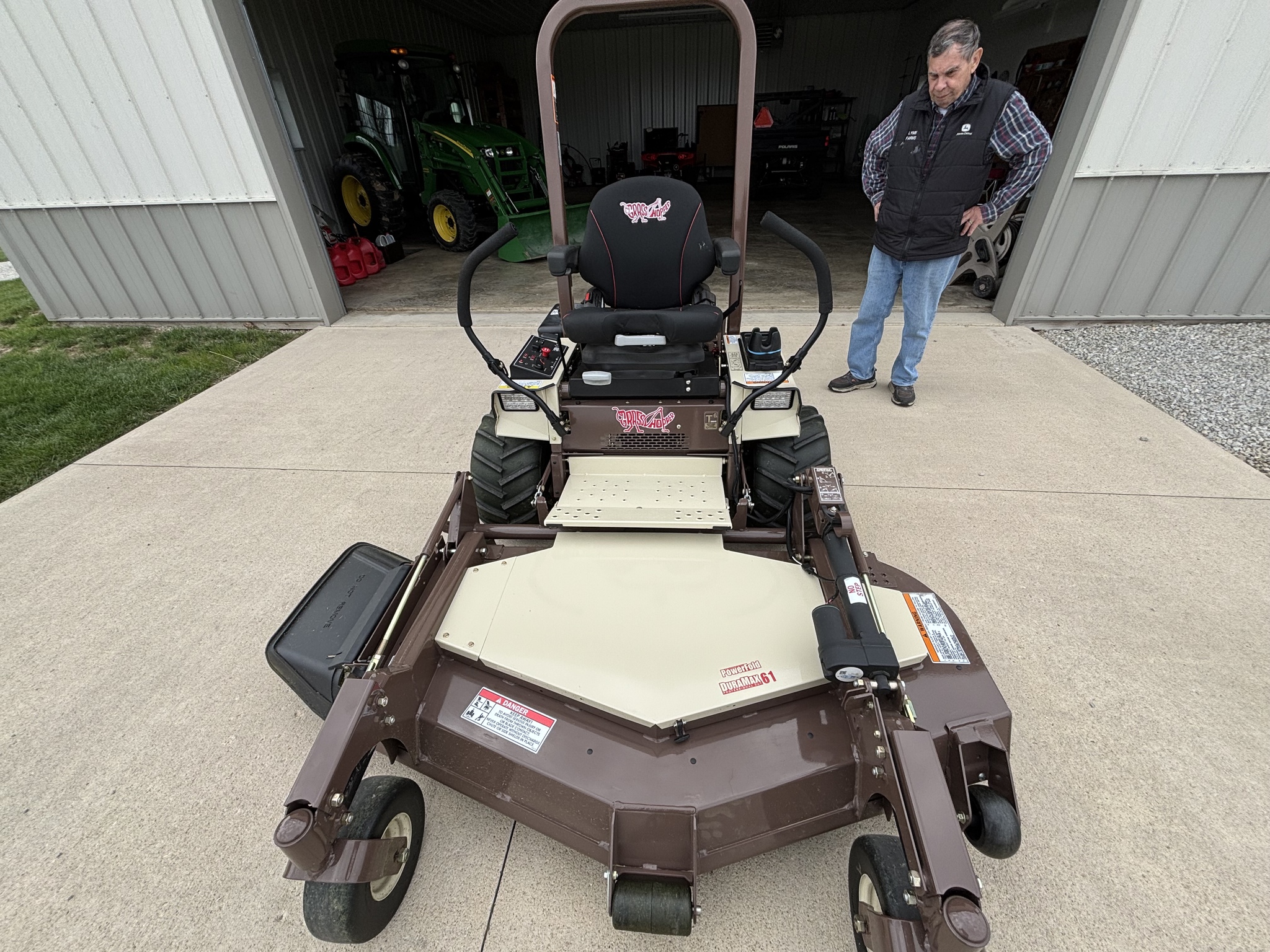 Used 2021 Grasshopper 727EFI Zero Turn Mowers at Koenig Equipment in Greenville, OH - PhotoXL2