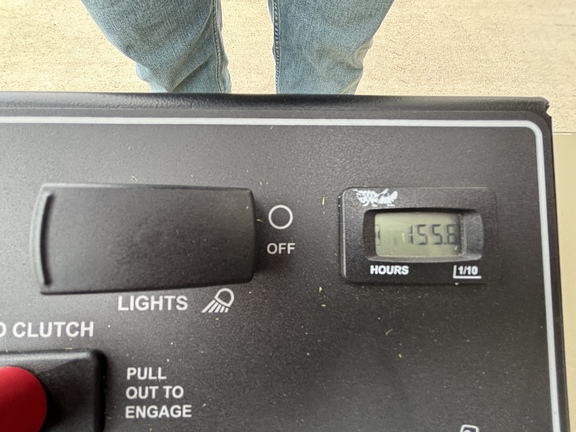 Used 2021 Grasshopper 727EFI Zero Turn Mowers at Koenig Equipment in Greenville, OH - Photo15