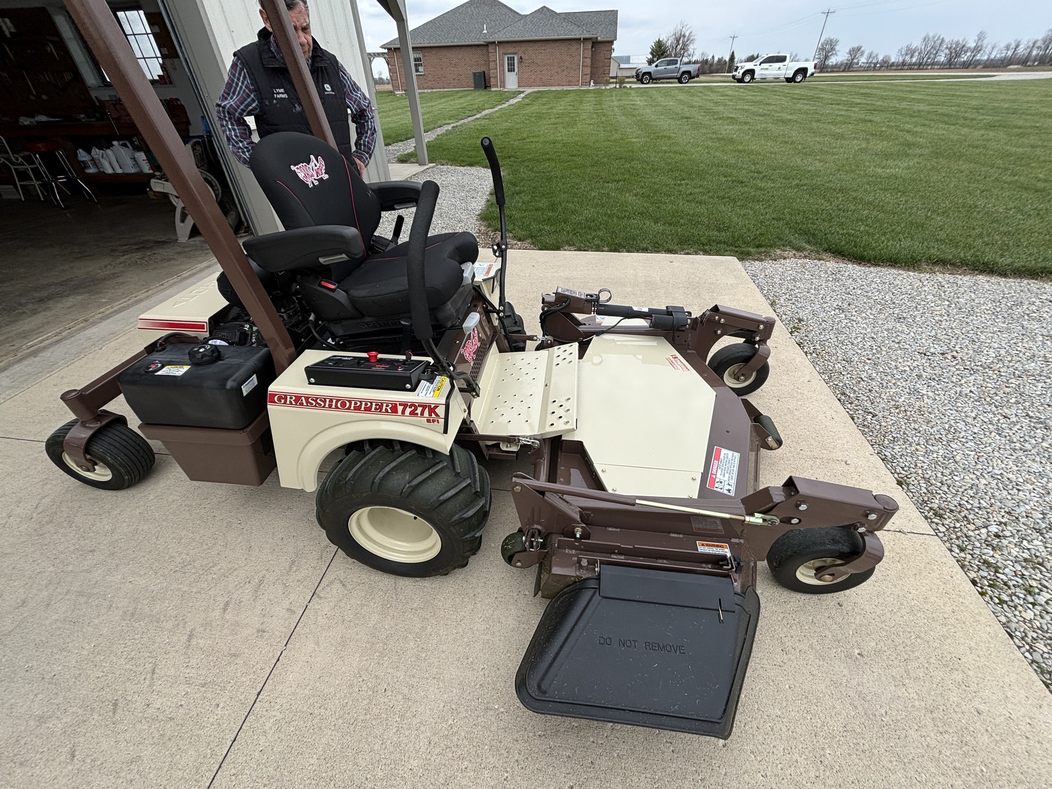 Used 2021 Grasshopper 727EFI Zero Turn Mowers at Koenig Equipment in Greenville, OH - PhotoXL0