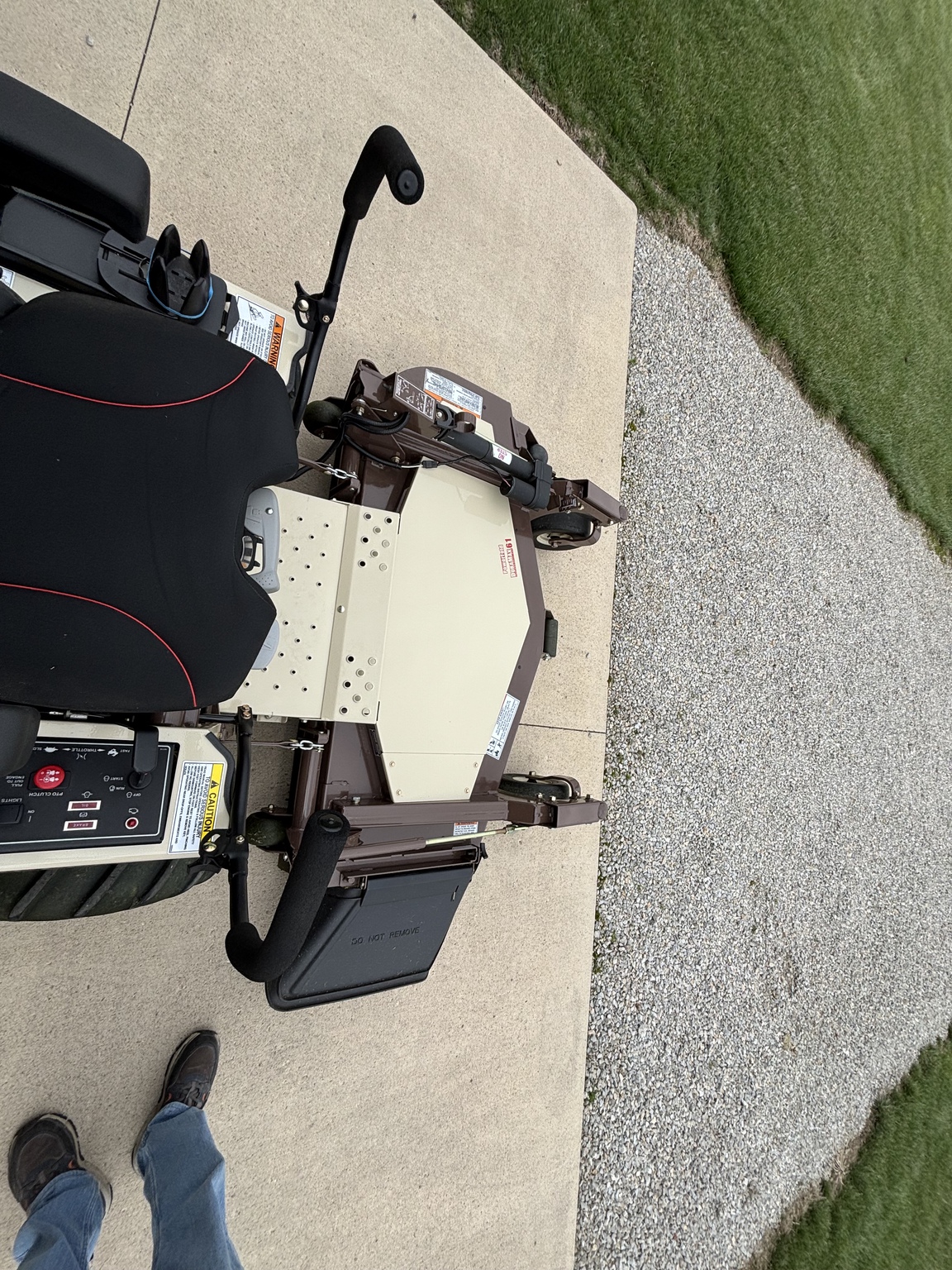 Used 2021 Grasshopper 727EFI Zero Turn Mowers at Koenig Equipment in Greenville, OH - PhotoXL10