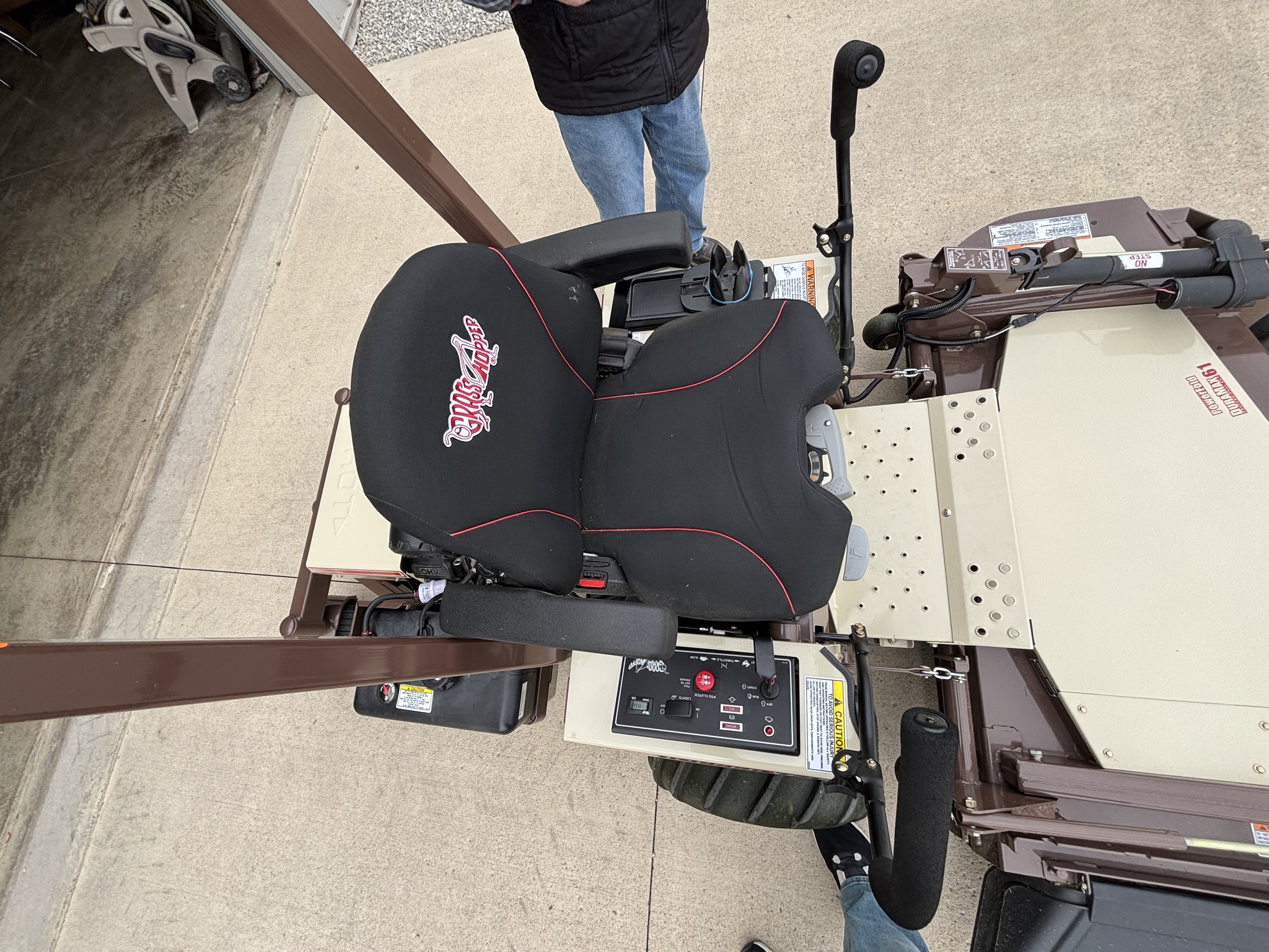 Used 2021 Grasshopper 727EFI Zero Turn Mowers at Koenig Equipment in Greenville, OH - PhotoXL12