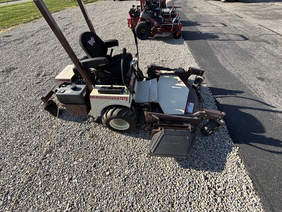 Used 2021 Grasshopper 727EFI Zero Turn Mowers at Koenig Equipment in Greenville, OH - Photo2