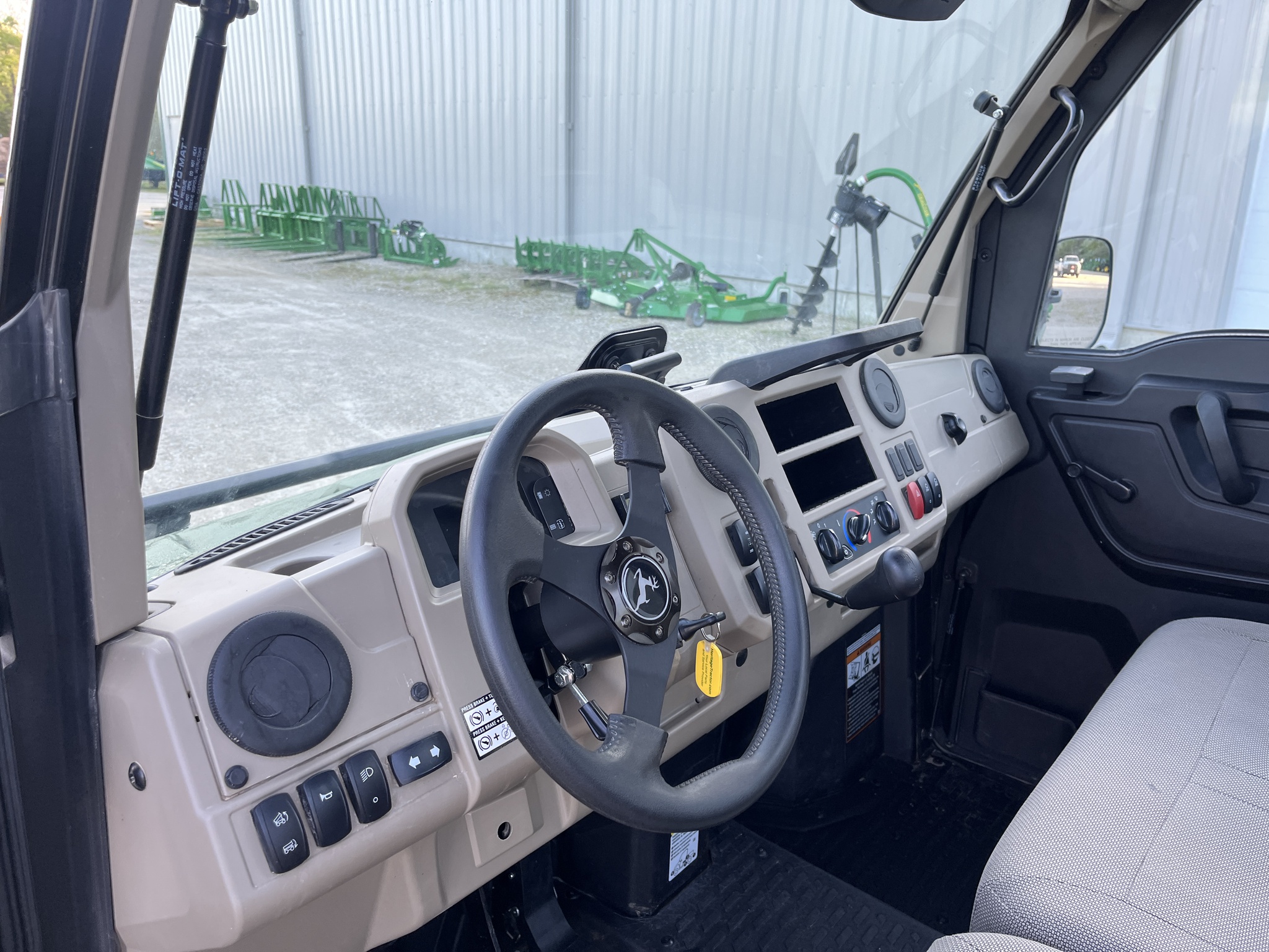  2024 John Deere XUV 835R at Heritage Tractor in Jefferson City, MO