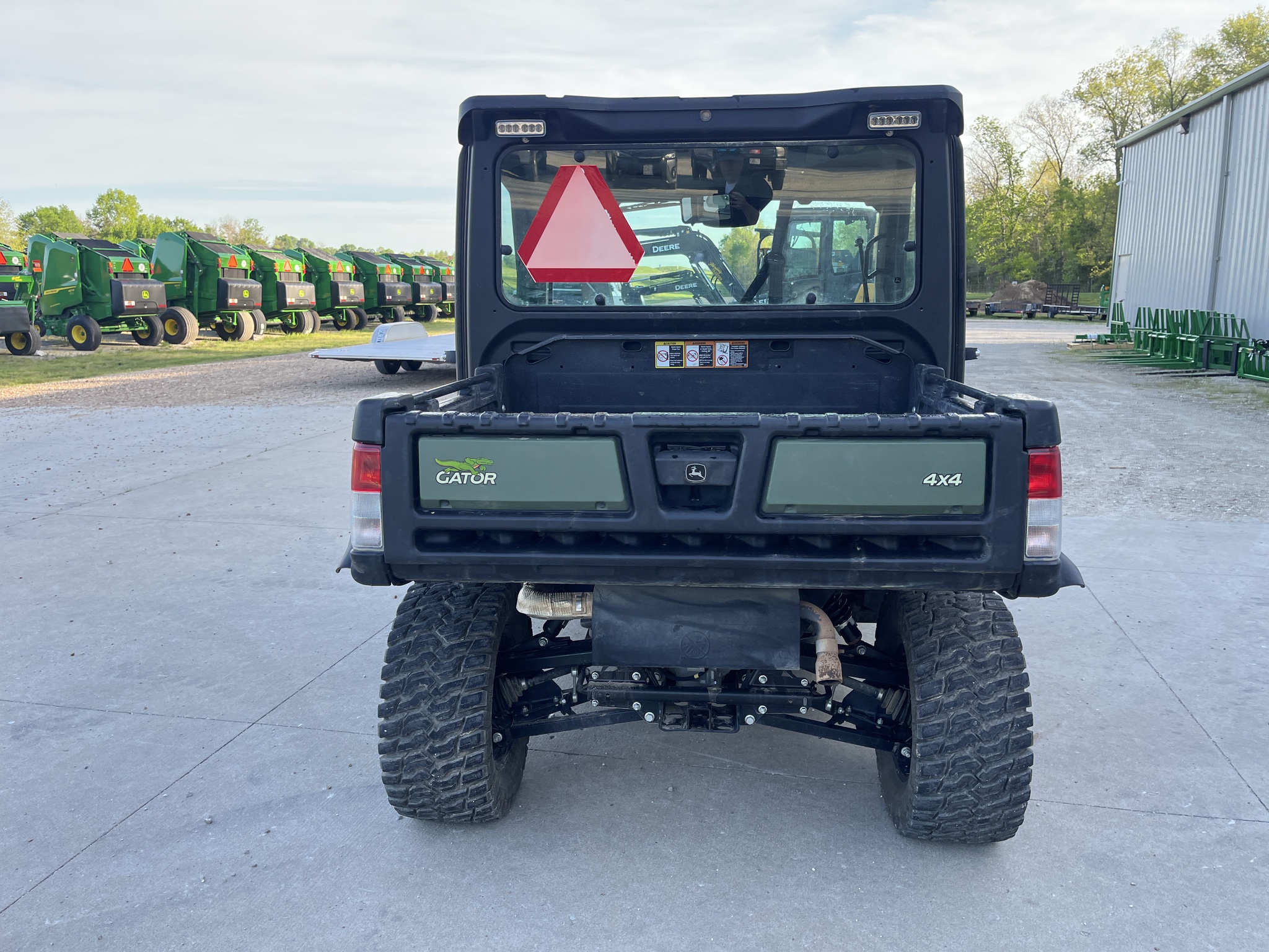  2024 John Deere XUV 835R at Heritage Tractor in Jefferson City, MO