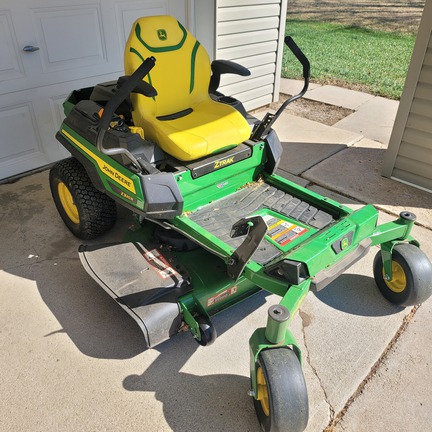 2024 John Deere Z320R Used Equipment