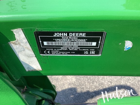 Photo of 2025 John Deere 2032R