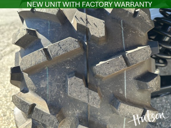 Photo of 2025 John Deere XUV 875M