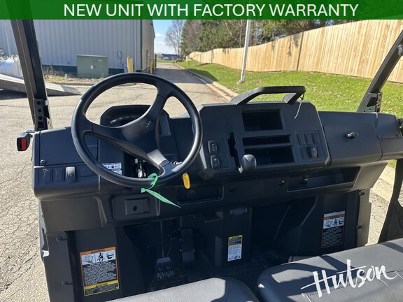 Photo of 2025 John Deere XUV 875M