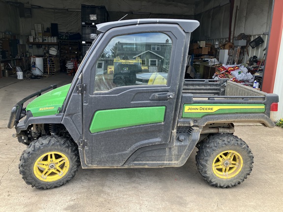  John Deere XUV 835M