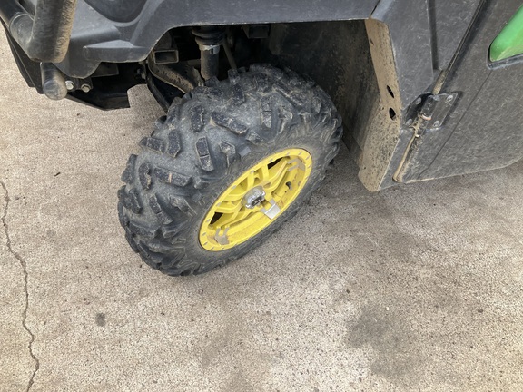 2022 John Deere XUV 835M - Photo3