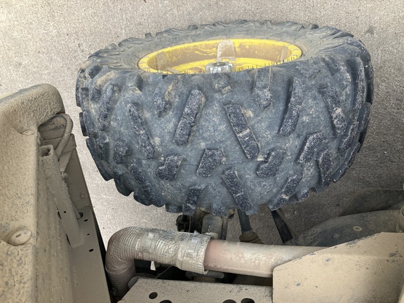 2022 John Deere XUV 835M - Photo13