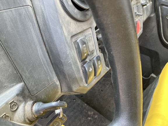 2022 John Deere XUV 835M - Photo16