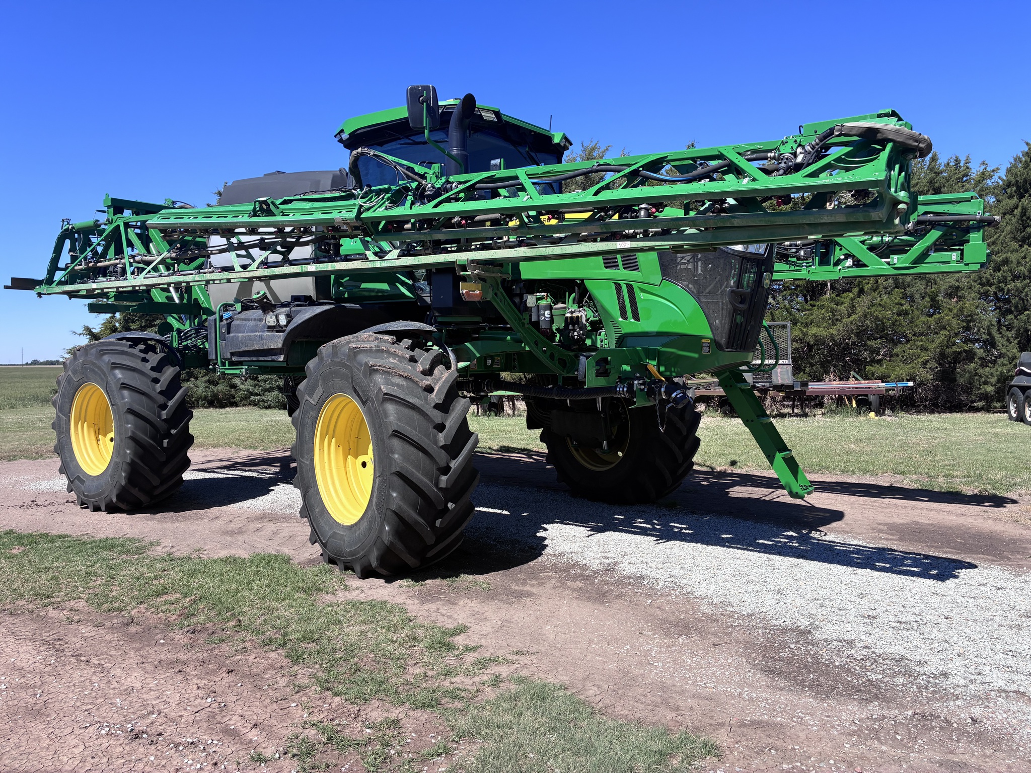 2024 John Deere 412R Image 5