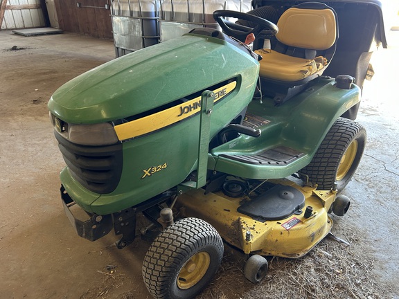  John Deere X324
