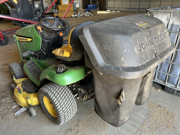 2008 John Deere X324 - Photo7
