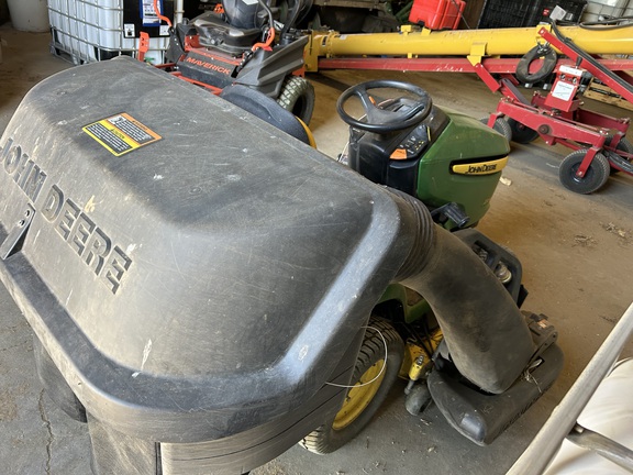 2008 John Deere X324 - Photo12