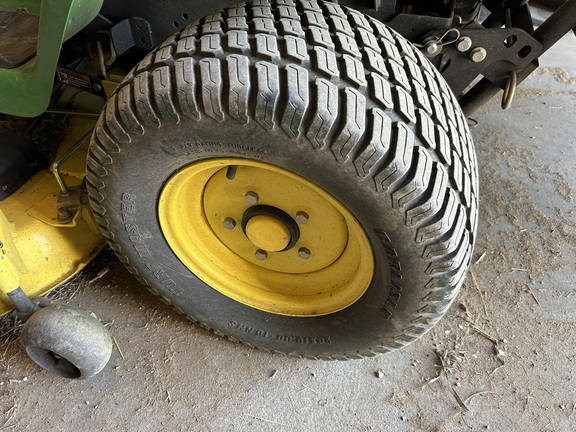 2008 John Deere X324 - Photo17