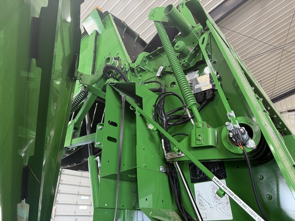 Photo of 2022 John Deere 560R