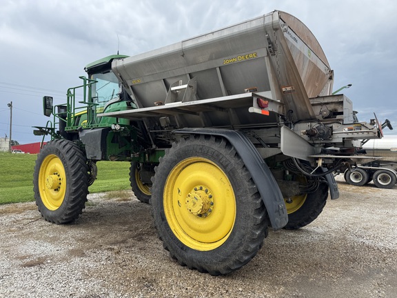Photo of 2023 John Deere 600R