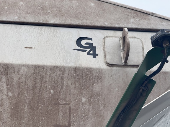 Photo of 2023 John Deere 600R
