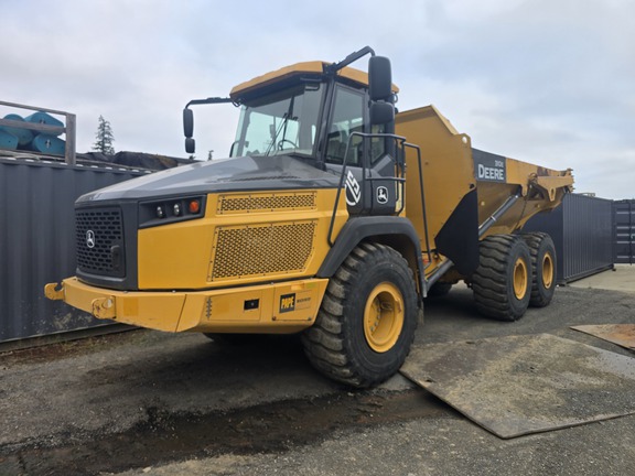 Photo of 2017 John Deere 310E