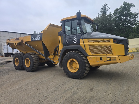 2017 John Deere 310E