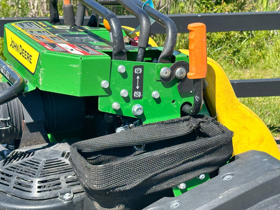 2024 John-Deere Q850M
