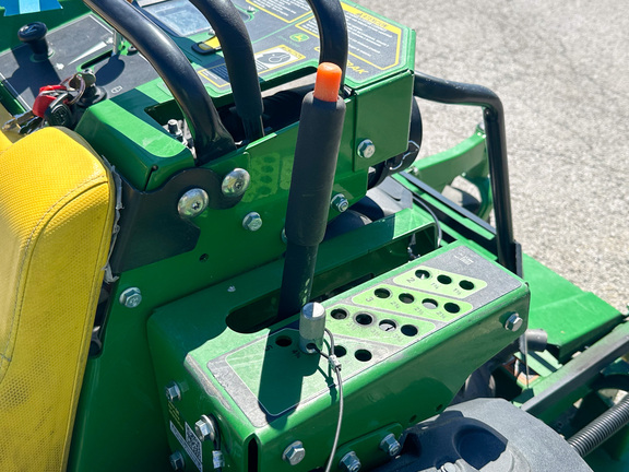 2024 John-Deere Q850M