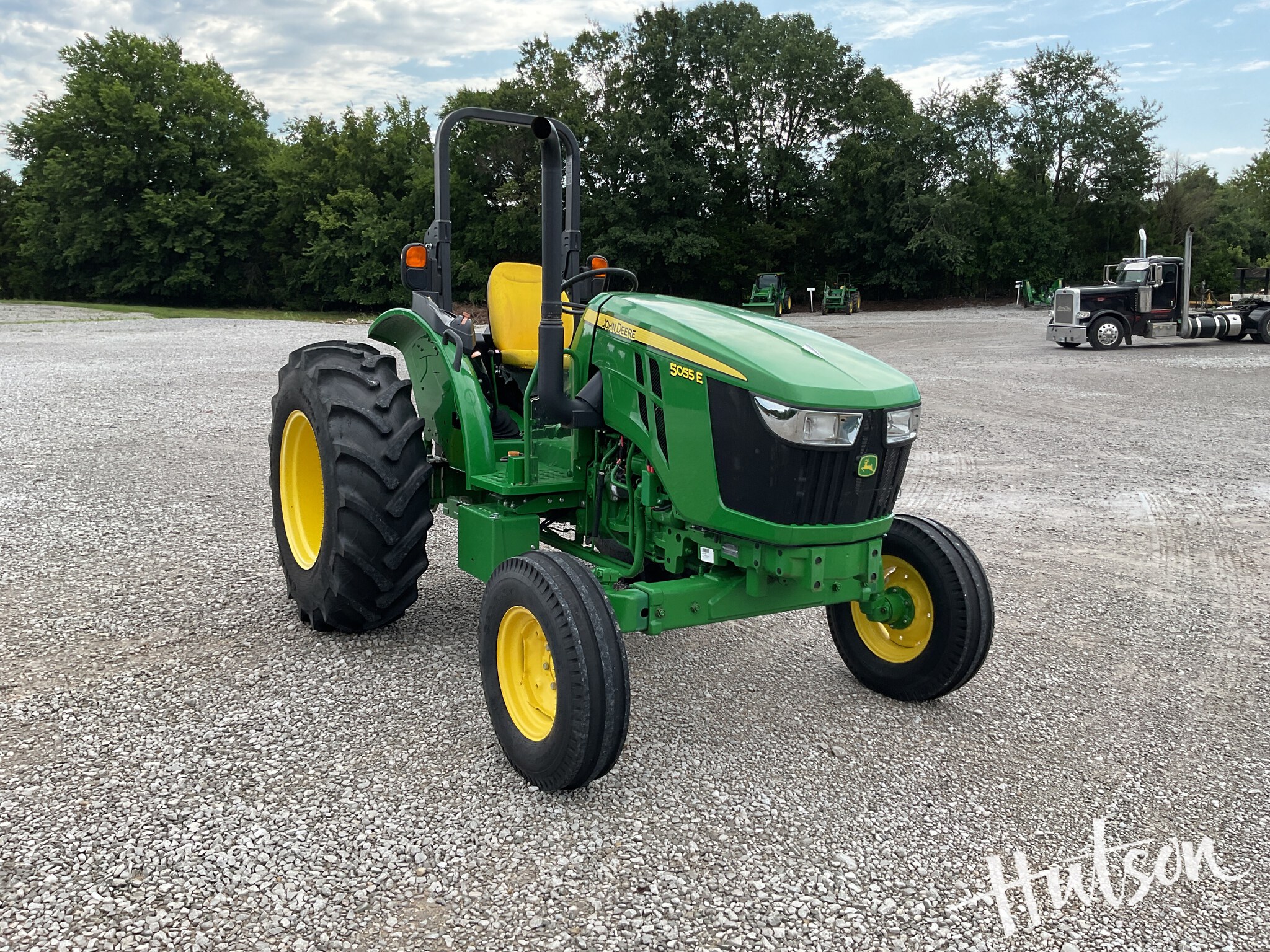 2022 John Deere 5055E