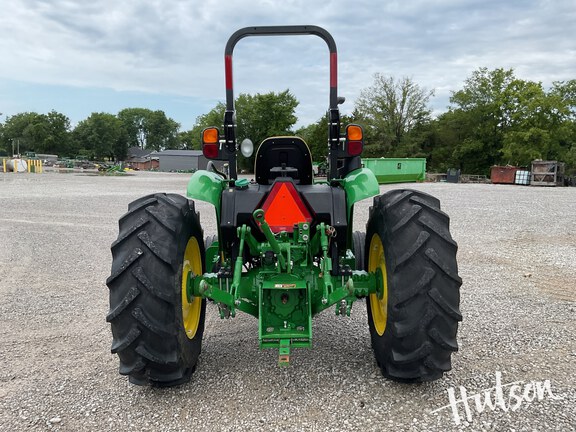 Photo of 2022 John Deere 5055E