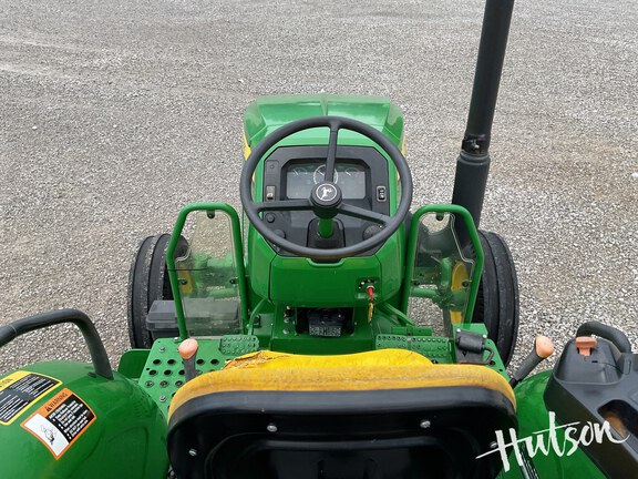 Photo of 2022 John Deere 5055E