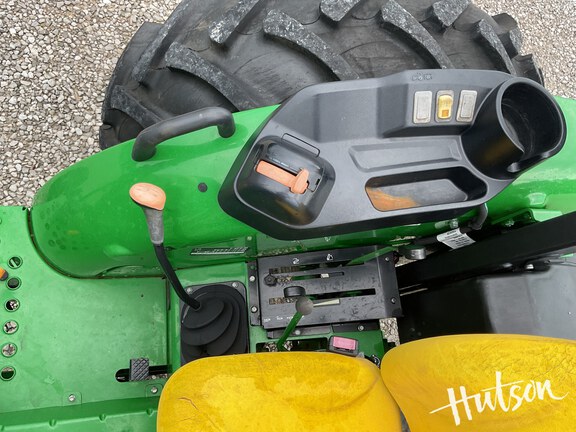 Photo of 2022 John Deere 5055E