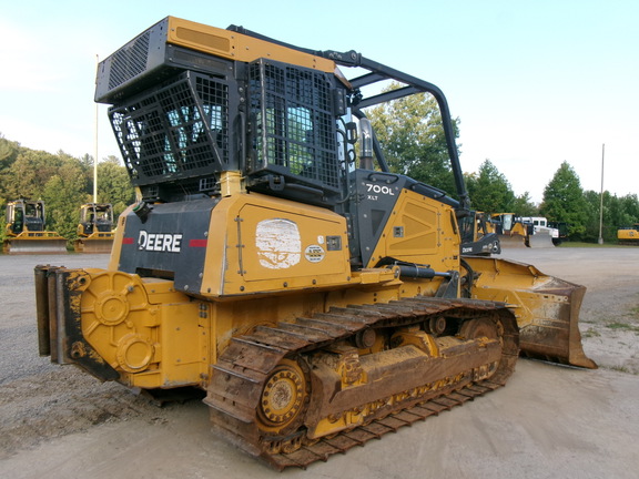 2022 John Deere 700L